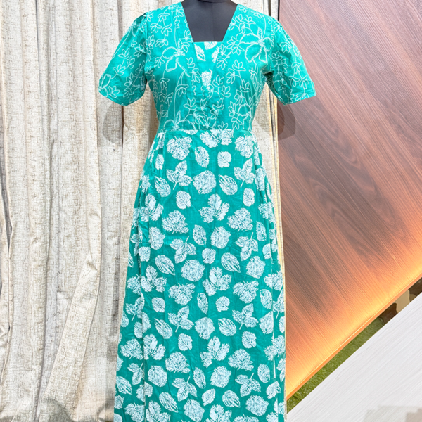 7541 - Frock Style Nighty