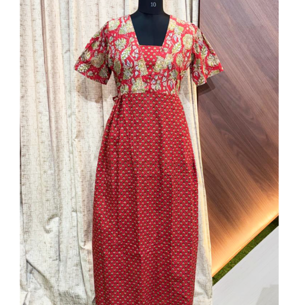 7583 - Frock Style Nighty