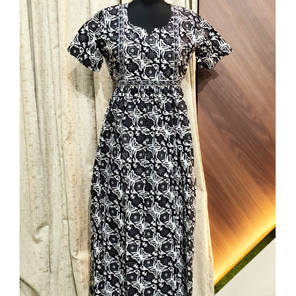 7598 - Frock Style Nighty