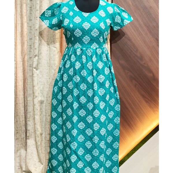 7791 - Frock Style Nighty